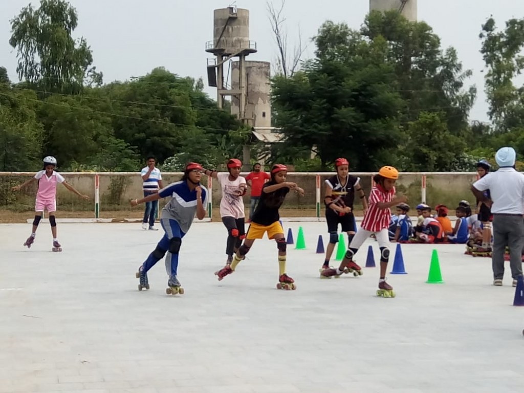 Children participated in District Roller Skating Championship held at Chak Bhai Ke 2018-19